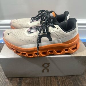 On  CLOUDMONSTER (rare color) great condition